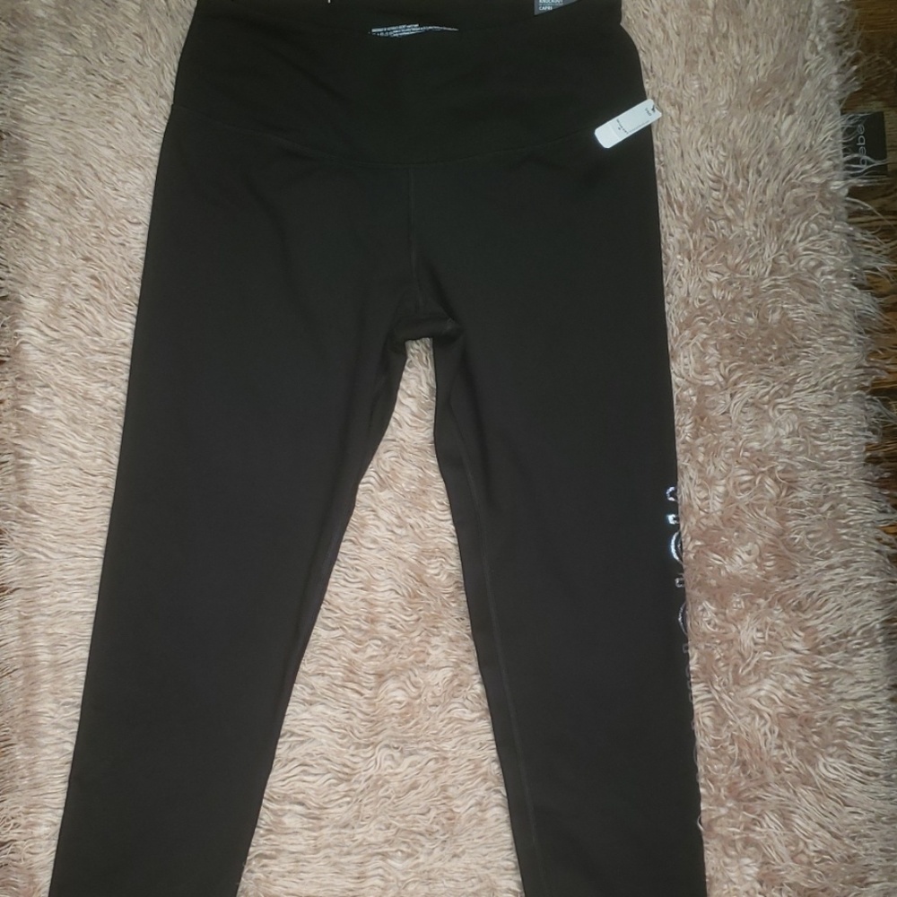 Victoria secret Sport Knockout Capri tights